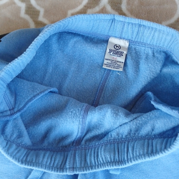 VS PINK Fleece Lined Shorts, Size S - Picture 6 of 6